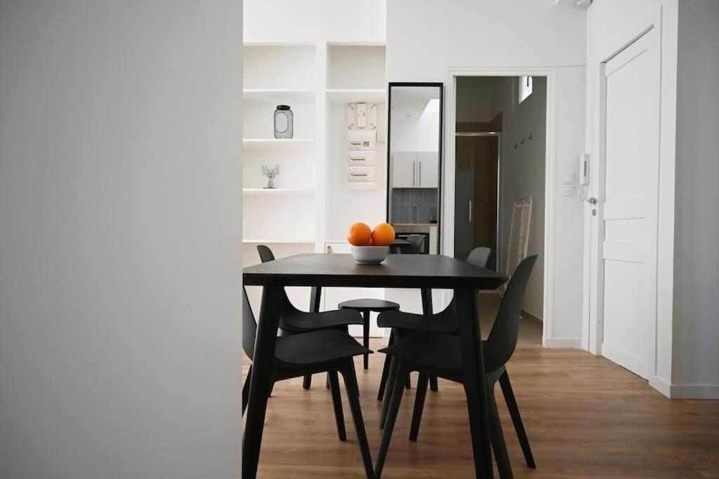 Magnifique Appartement T4, Plage Des Catalans Marseille Eksteriør billede